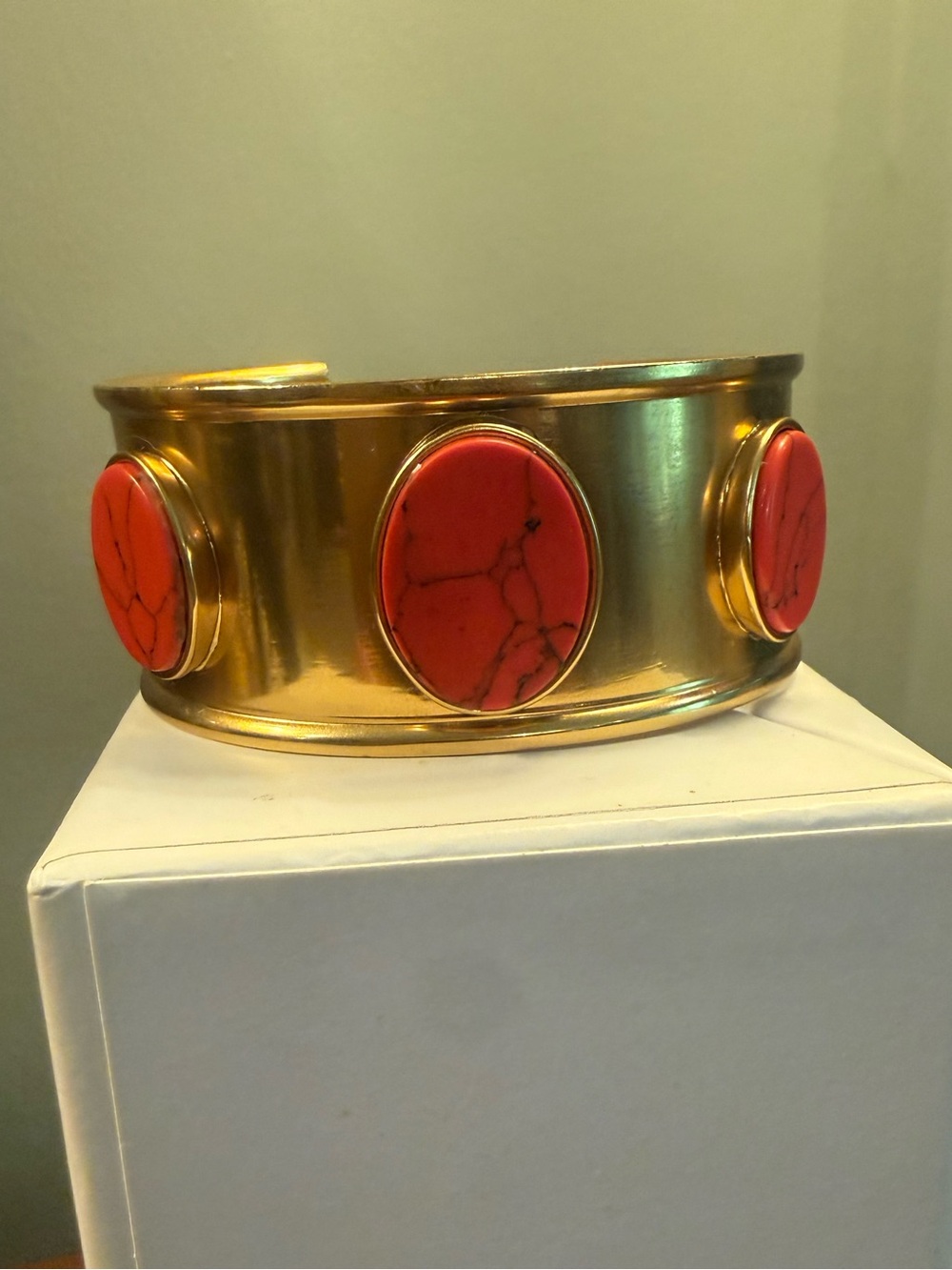 kate spade Bright and Bold Gold Cuff Bracelet with Coral Red Stones & Dustbag - Picture 4 of 9